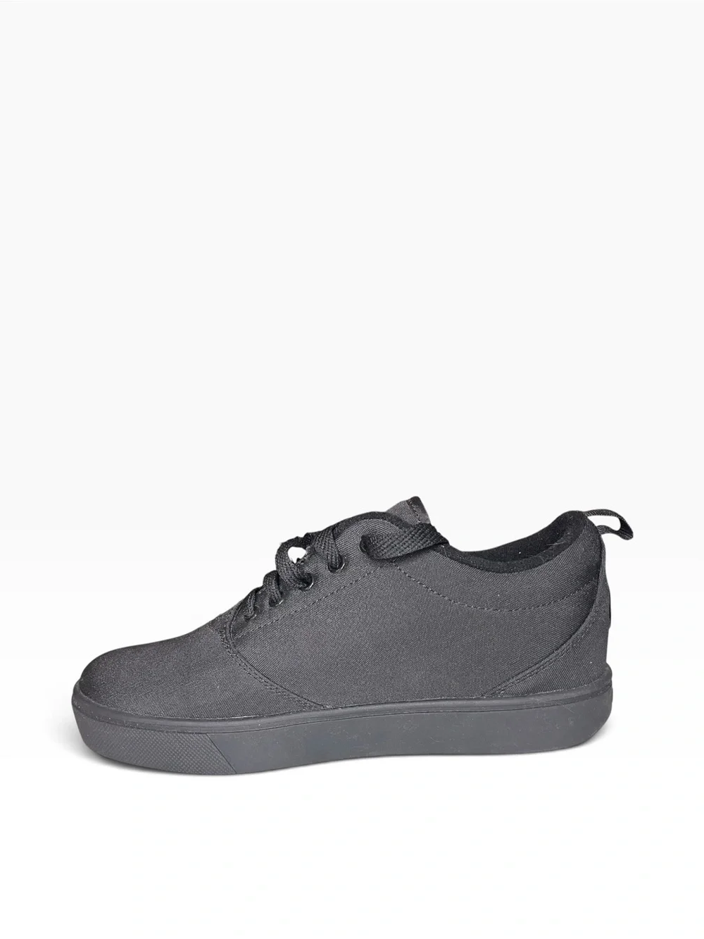 Heelys Kids Low-Top Sneakers in Black